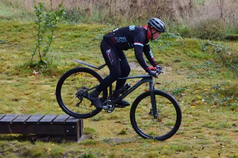 MTB-clinic van HDKS op ons bikepark, foto 17