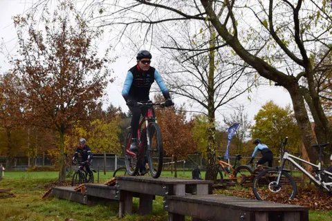 MTB-clinic van HDKS op ons bikepark, foto 9